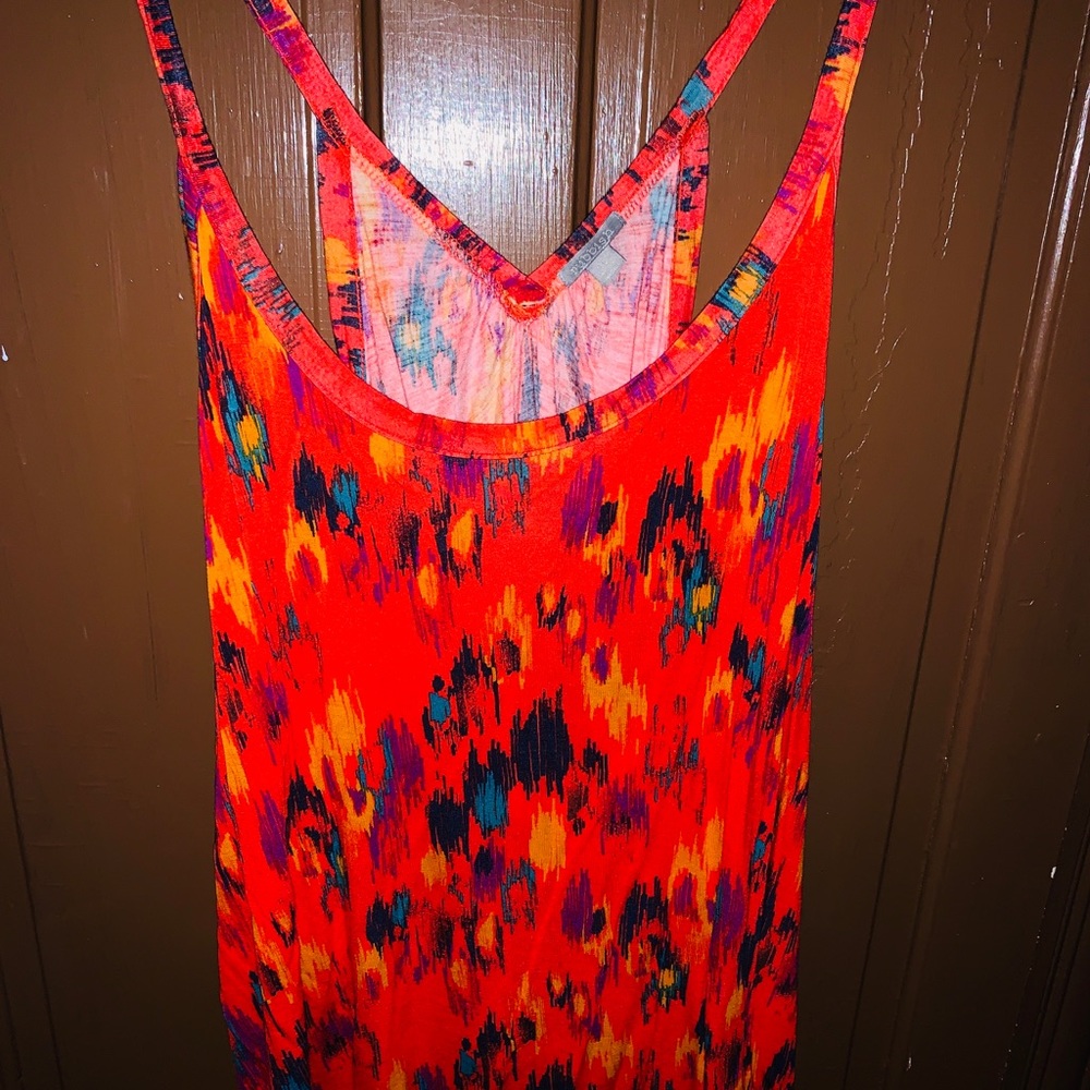 Colorful tank top. Size xl
